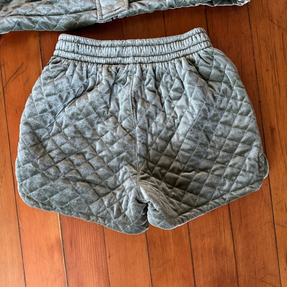 Sage Green Velvet Quilted Shorts and Jacket Matching Set - Picture 4 of 10